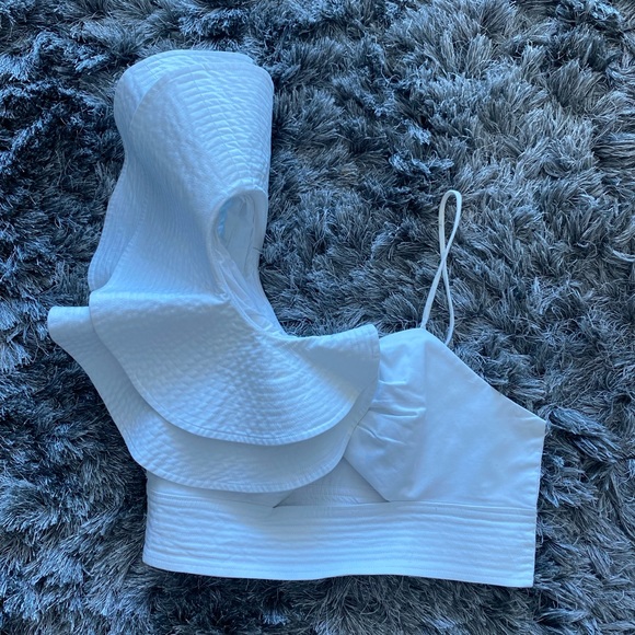 Fame and partners The Killing White ruffled cropped top - Picture 4 of 6